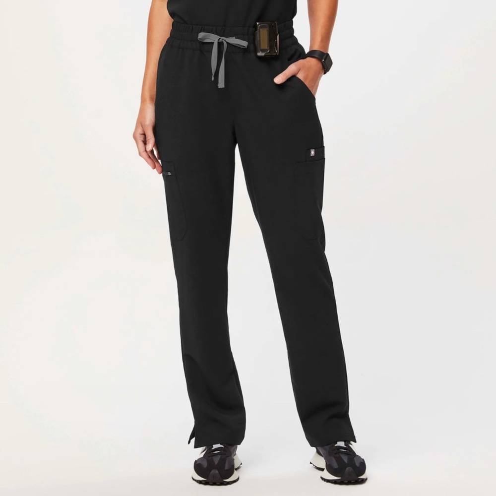 FIGS Black High Waisted Dowa - Scrub Pants